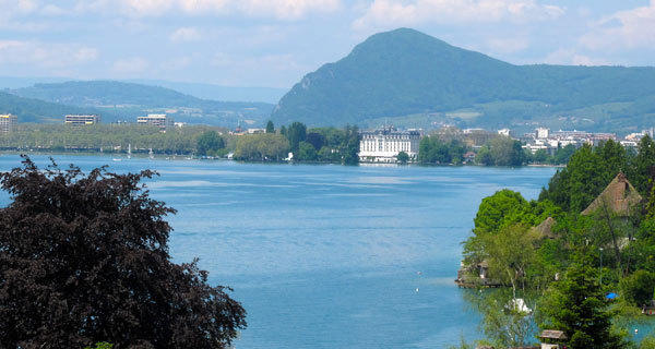 Hotel Restaurant - Acacias Bellevue Veyrier-du-Lac Εξωτερικό φωτογραφία